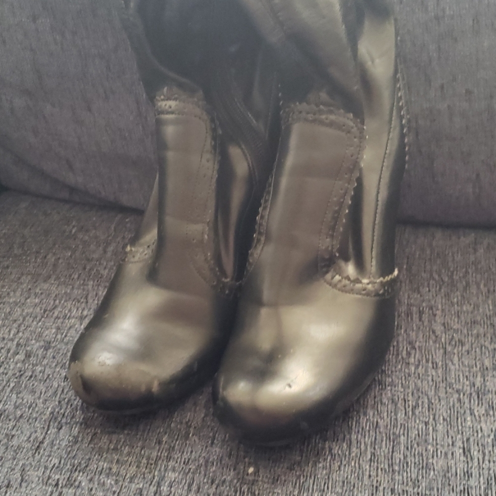 Foot wear